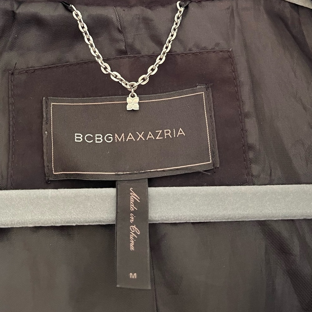 BCBGMaxAzria Black All Weather Utility PackableJacket in excellent new condition - Picture 4 of 16